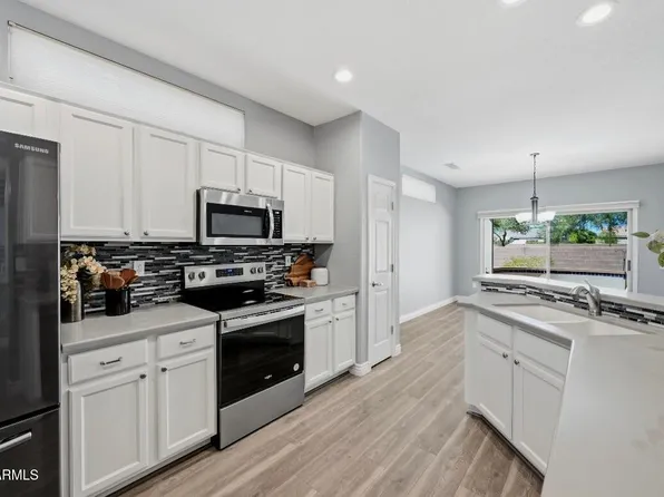 16334 W DESERT CANYON Drive, Surprise, AZ 85374