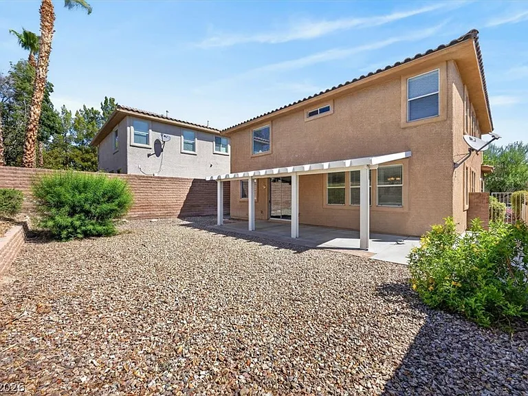 3799 Honey Ridge Ct — Photo 42
