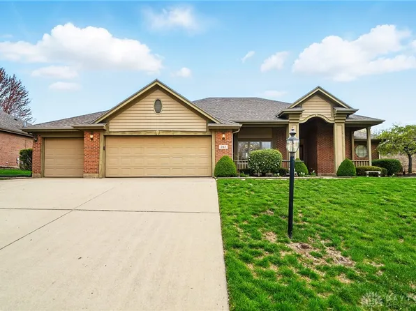 267 Shadowood Dr, Vandalia, OH 45377