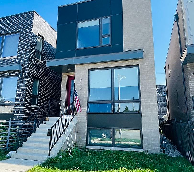 1st image of 2569 S Hillock Ave