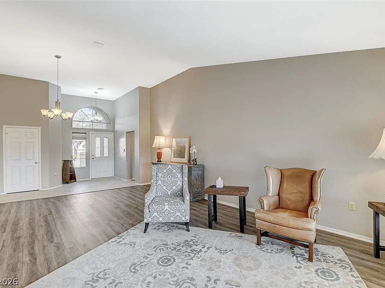 8805 Litchfield Ave — Photo 12