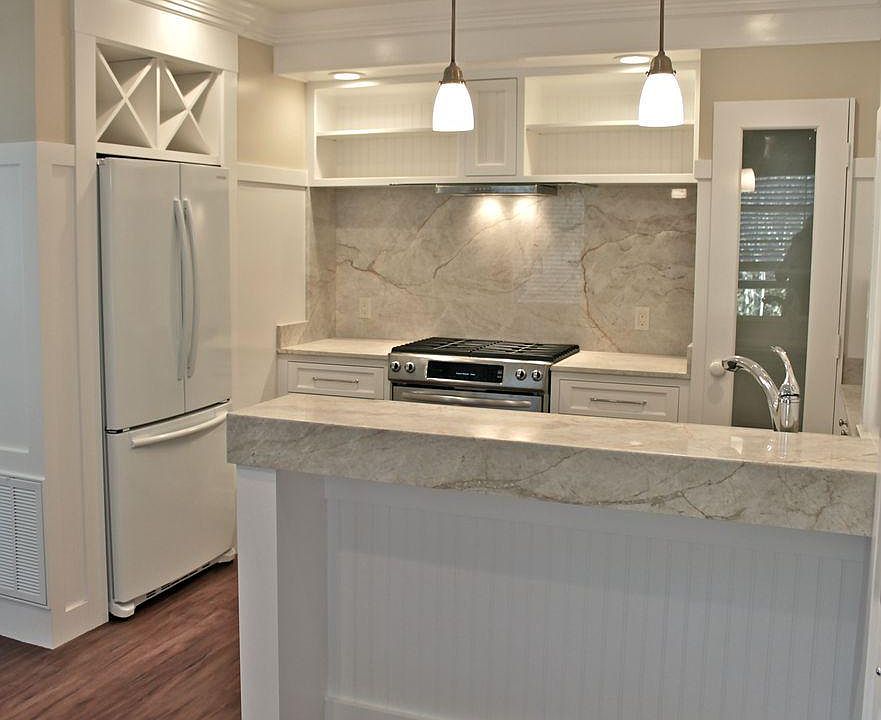Quartz Kitchen with Gas Stove and Pantry