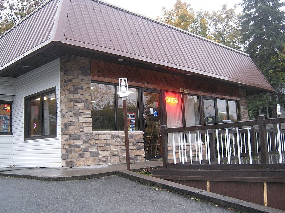 1st image of 558 Bradley St