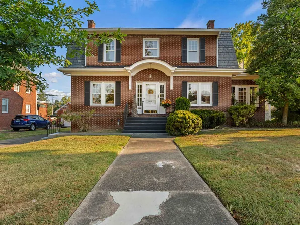 3627 Old Orchard Dr, Ashland, KY 41102