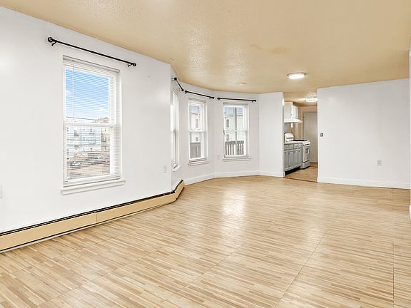 5th image of 196 Illinois St Floor 2