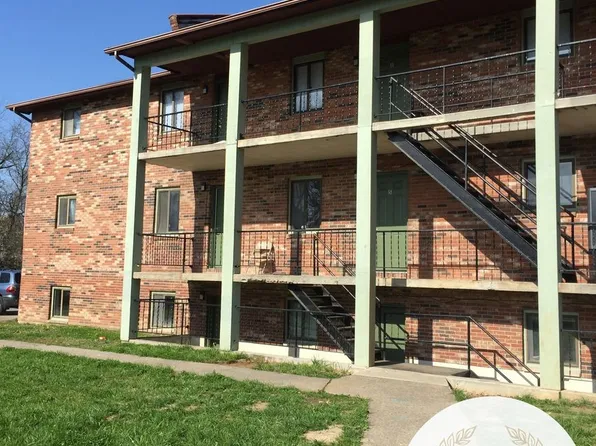 5 Village Dr, 5 Village Dr APT 2, Cape Girardeau, MO 63701
