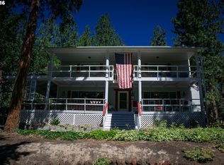 135 N Sentosa Lake Rd, Wamic, OR 97063