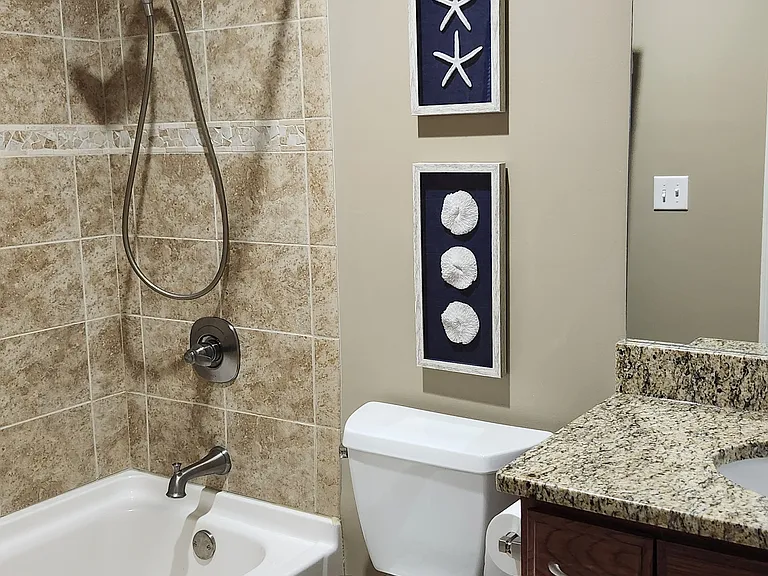 216 Putnam St #201 — Photo 6