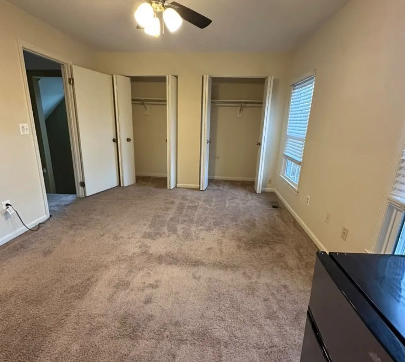 7482 Laurel Oak Ct — Photo 2