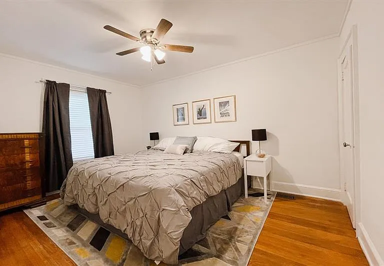 1408 Memorial Dr SE #UPSTAI — Photo 20