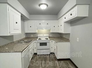 5049 E Belmont Ave UNIT D, Fresno, CA 93727