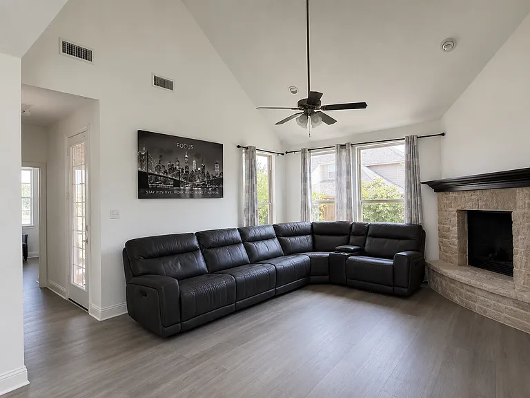 16000 High Line Dr — Photo 7