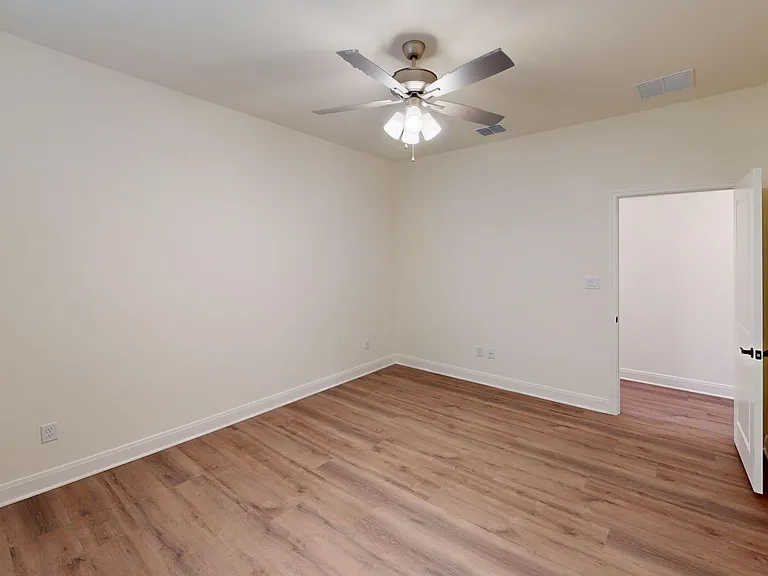 6610 Bendale Dr — Photo 7