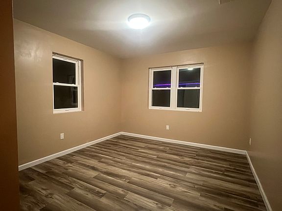 5th image of 503 Seguine Ave