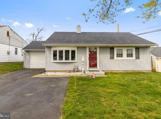 247 Doone Rd, Fairless Hills, PA 19030