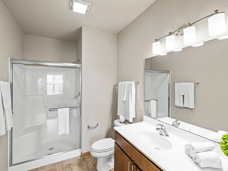 50Twenty Bathroom
