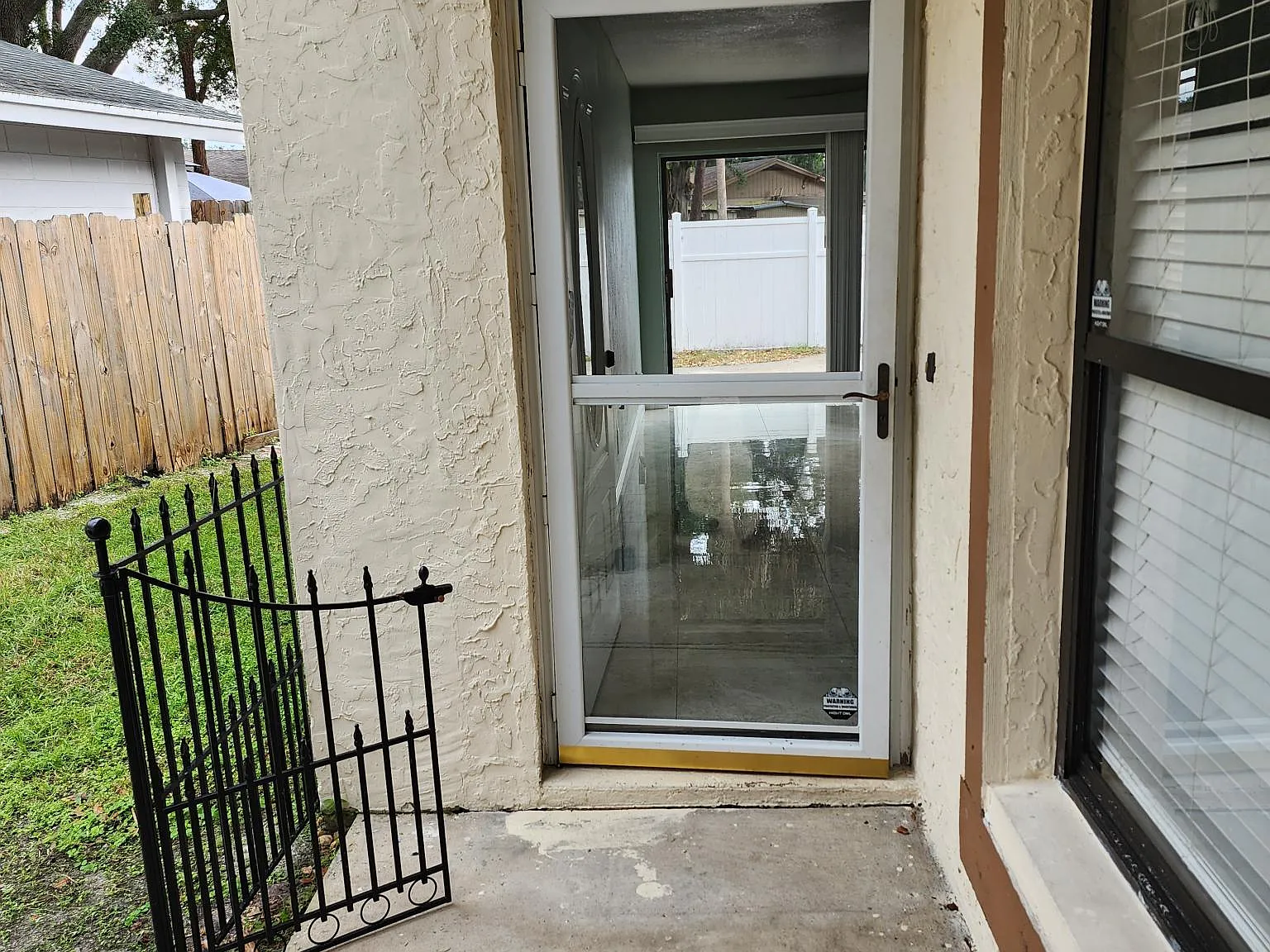 10343 Rosemount Dr — Photo 2