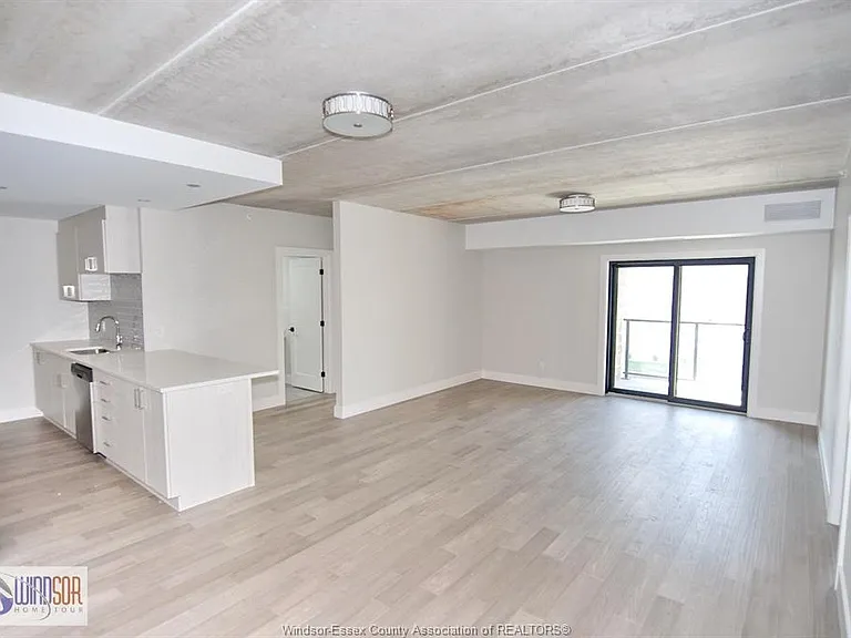 2550 Sandwich West Pkwy #318 — Photo 8