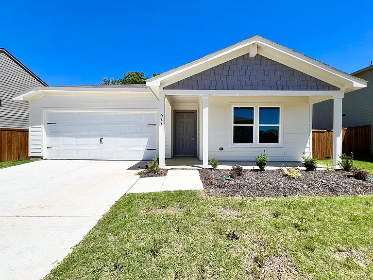 544 Quail Meadows Dr — Photo 1