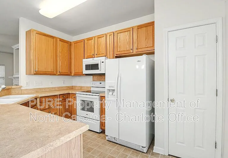 8618 Twined Creek Ln — Photo 8