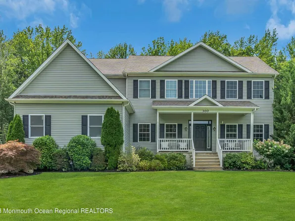300 Gold Court, Manalapan, NJ 07726