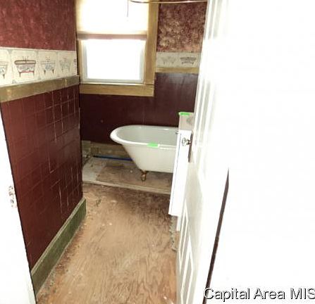 5th image of 1549 Grand Ave
