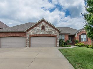 5904 S Nettleton Ave, Springfield, MO 65810