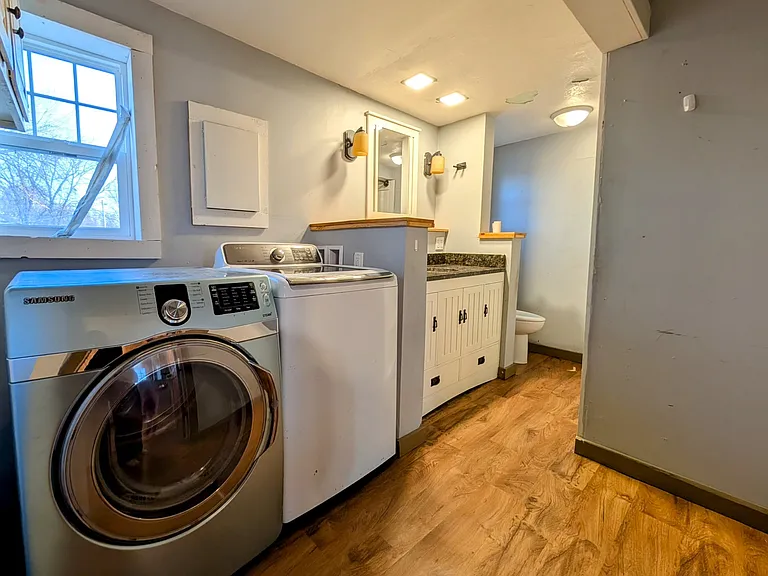 304 Oak Ave SW — Photo 7