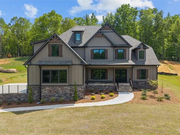 161 W Lake Blvd, Carrollton, GA 30116