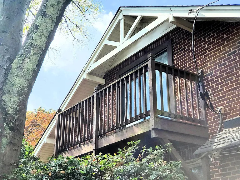 Sun deck