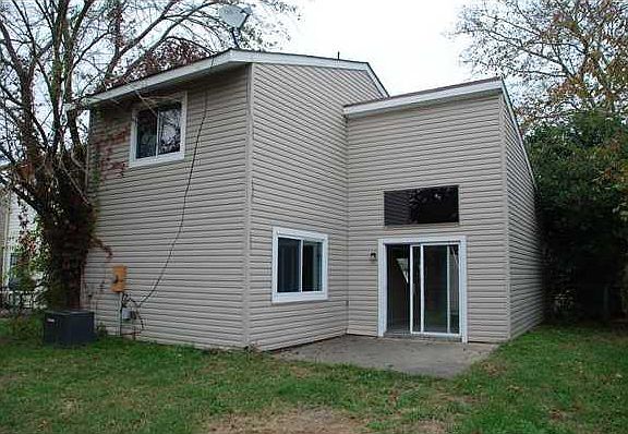 2nd image of 3802 Sugar Creek Cir
