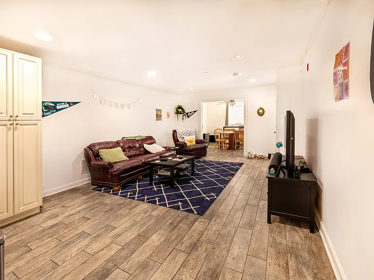 Living Room/Dining Room