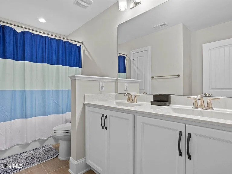 127 Lark Dr — Photo 24
