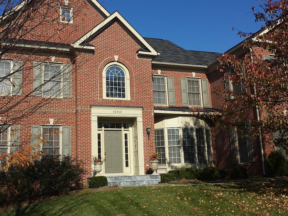 1st image of 42462 Belmont Glen Pl