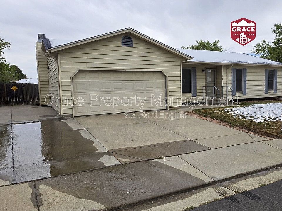 1st image of 1044 Maple Dr