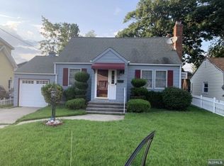 69 Somers Ave, Bergenfield, NJ