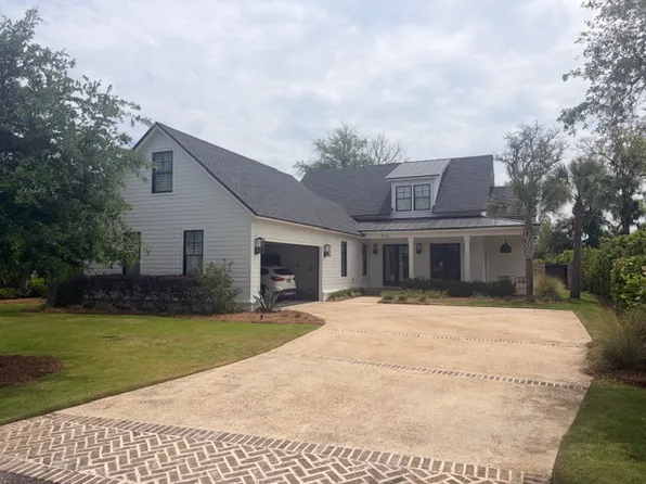 406 Yacht Club Ln, Saint Simons Island, GA 31522