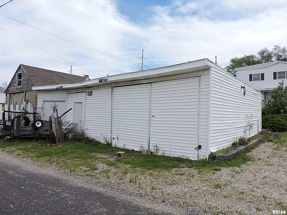 4th image of 4115 N Boulevard Ave