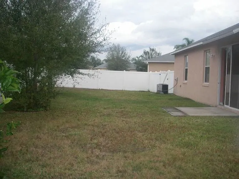 9240 Black Hawk Ct — Photo 37