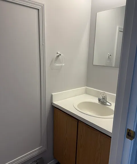 287A Hunterdon St #A — Photo 4