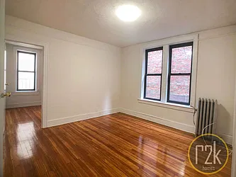 Rented by Realty 2000 Corp