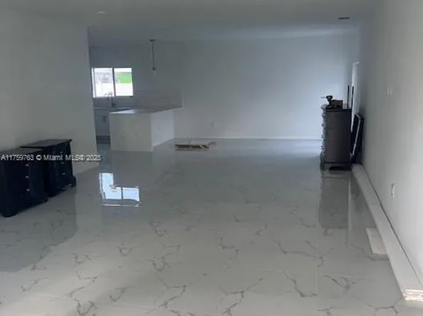 3401 NW 202nd St, Miami Gardens, FL 33056