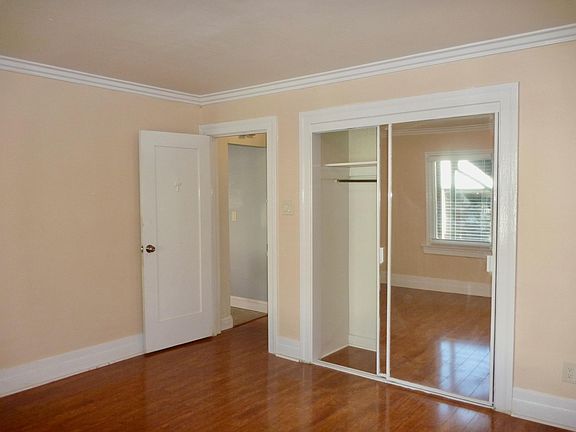 5th image of 146 1/2 S Berendo St