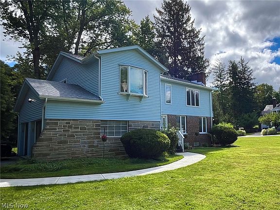 2nd image of 5929 Som Center Rd