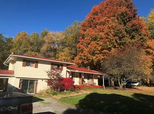 1845 Georgetown Rd, Sandy Lake, PA 16145