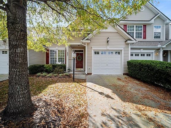 2nd image of 8847 Providence Knoll Mews