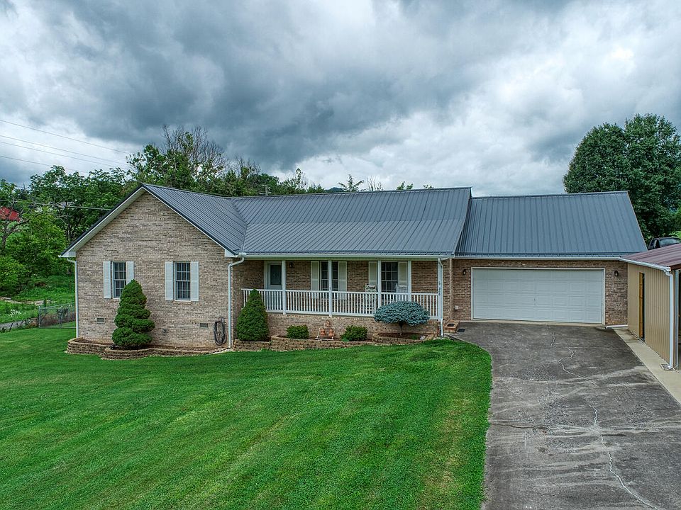 1st image of 300 Stewart Hills Dr