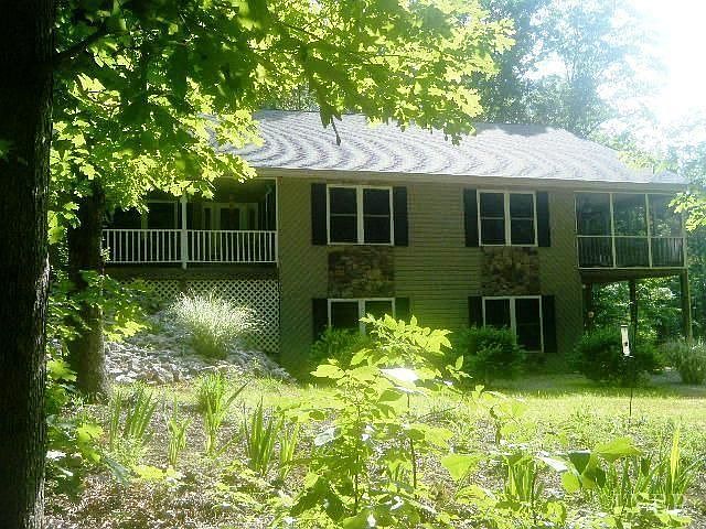 1st image of 1065 Oriole Ct