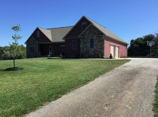 5866 Fosnaugh School Rd SW, Stoutsville, OH 43154