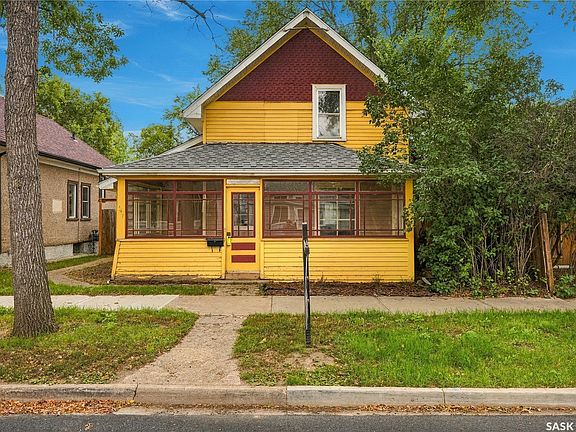 2nd image of 447 Duffield Street W